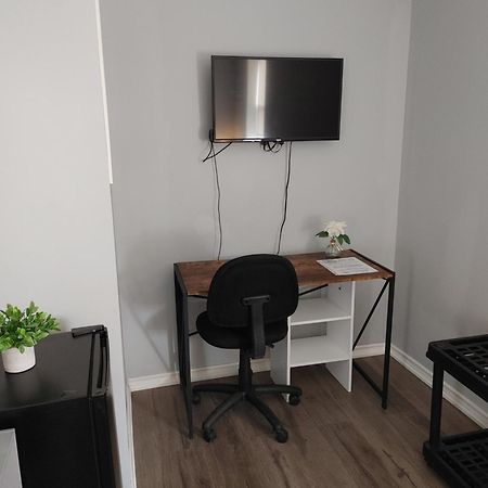 32 Jean Economic Room 1.6 Сент-Джон Экстерьер фото
